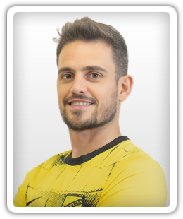 Goku Román